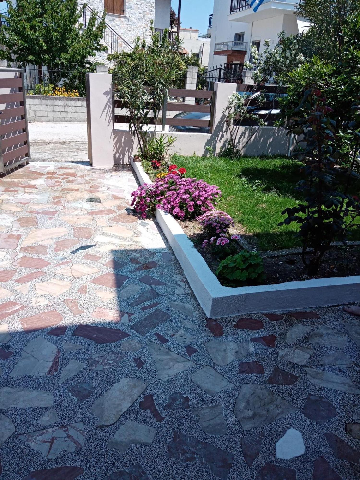 Roses 2 Apartment Skala Sotiros Luaran gambar